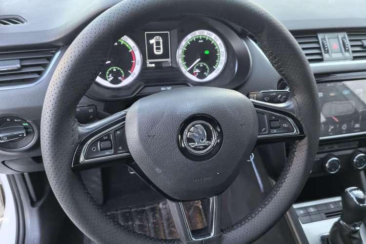 Used Skoda Octavia 2018 TSI280 DSG Luxury Edition
