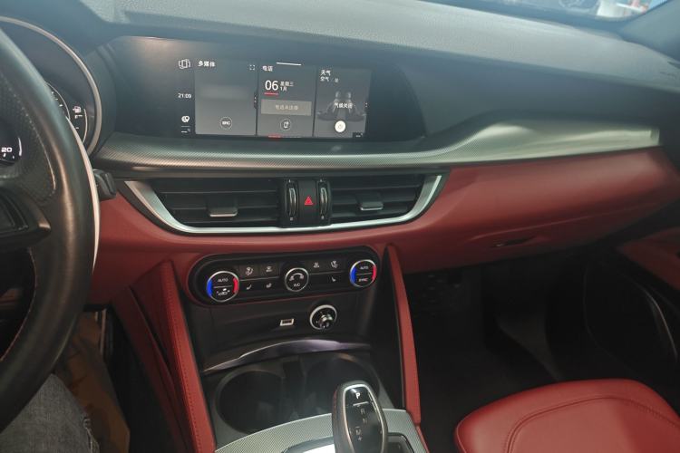 Used Alfa Romeo Stelvio 2021 2.0T 280HP Luxury Edition