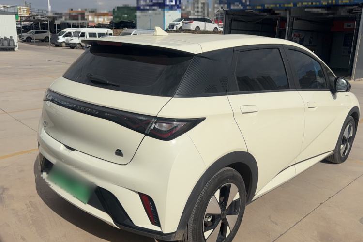 Used BYD Dolphin 2023 420 km Free Version
