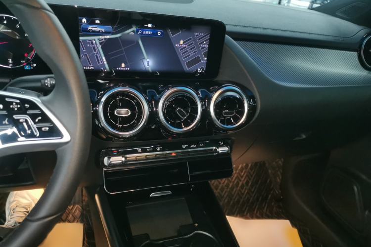 Used Mercedes-Benz GLA 2024 GLA 200
