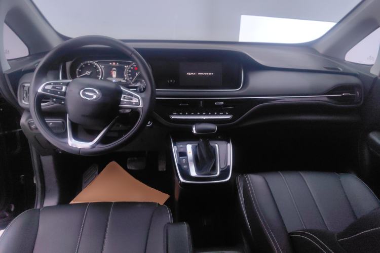 Used GAC Trumpchi M6 2021 270T DCT Luxury Edition (7 Seats)
