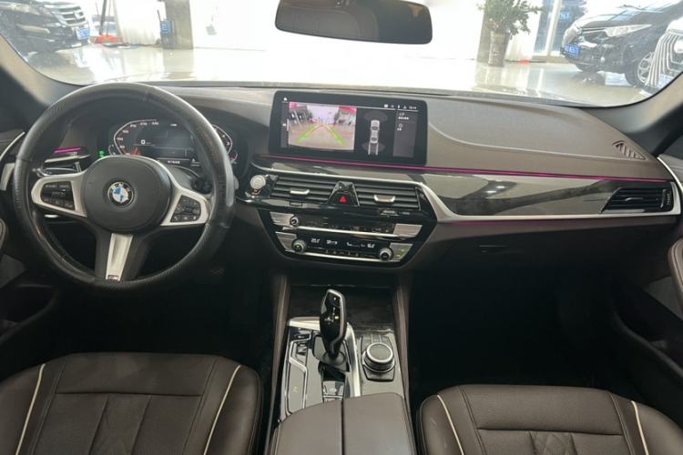 Used BMW 5 Series 2022 Restyled 525Li M Sport Package
