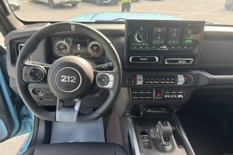 Used  T01 2025 2.0T Changfeng
