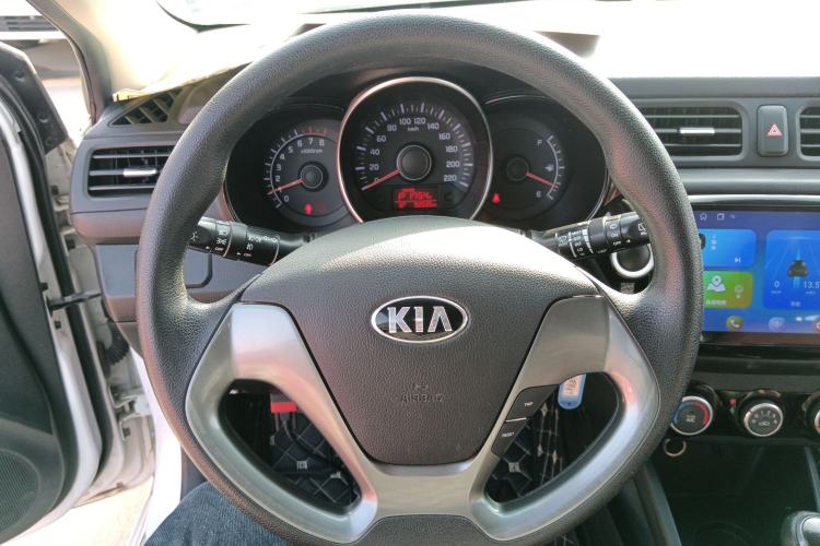Used Kia K2 2015 Hatchback 1.4L AT GLS Cool Edition