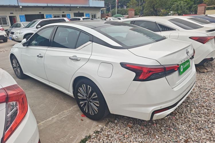 Used Nissan Teana 2022 2.0L XL-TLS Enjoyment Edition
