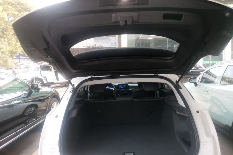 Used Buick Velite 6 2023 430km Range Commuter Version