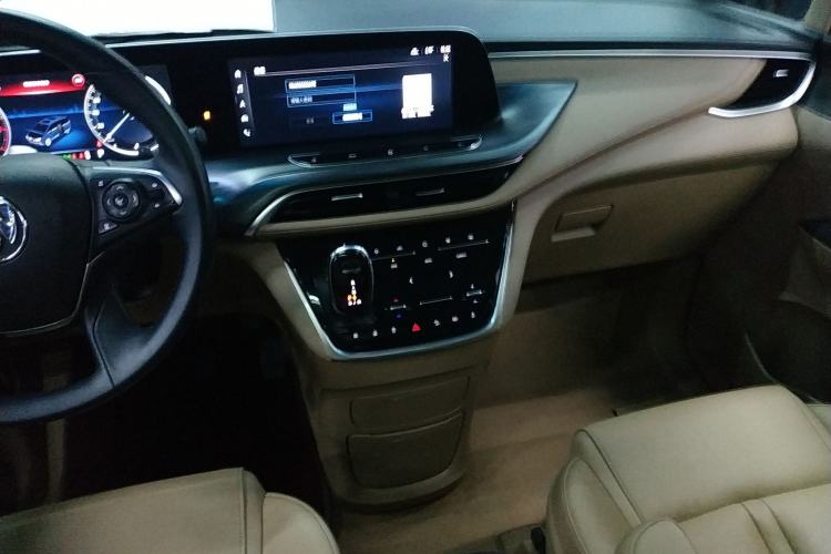 Used Buick GL8 2021 ES Land Cruiser 653T Luxury Edition
