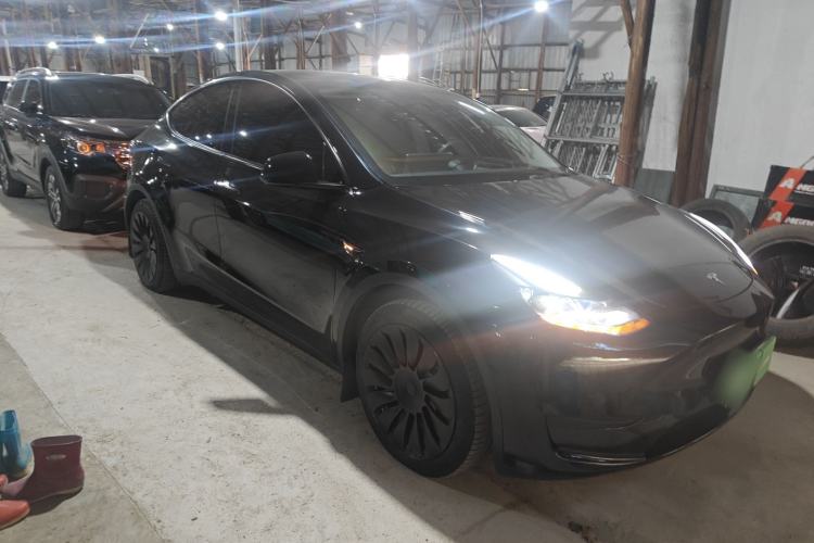 Used Tesla Model Y 2022 Rear-Wheel-Drive Version
