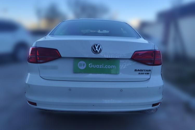 Used Volkswagen Sagitar 2017 230TSI Automatic Comfort Version
