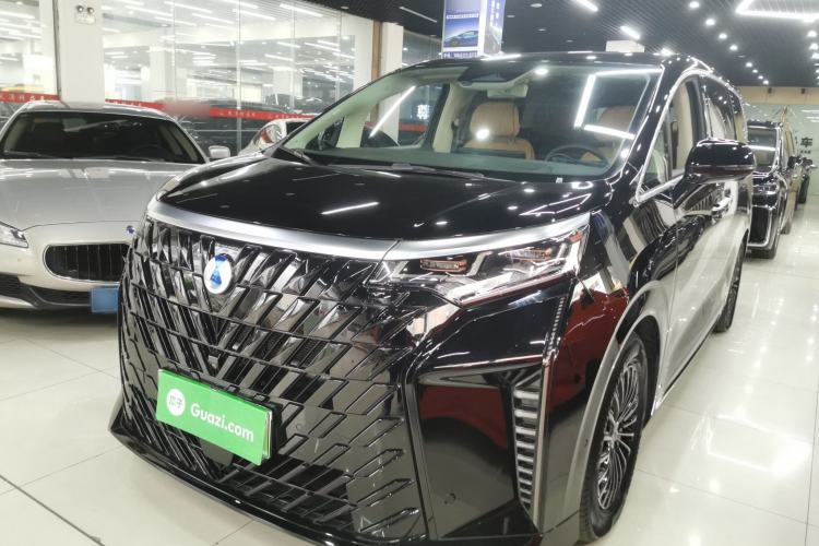 Used Denza D9 2024 DM-i 980 Four-Wheel Drive Flagship Model