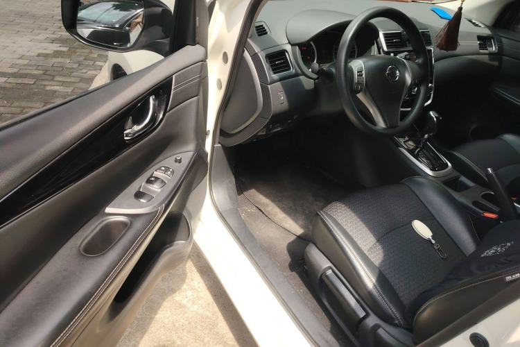 Used Nissan Tiida 2019 1.6L CVT Smart Drive Version China VI Standard
