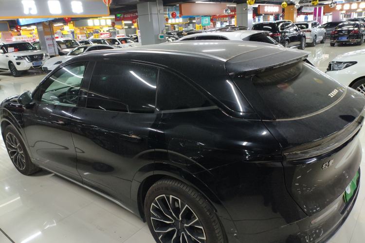 Used Zeekr 7X 2025 100 kWh Long-Range Rear-Wheel Drive with Intelligent Driving Features