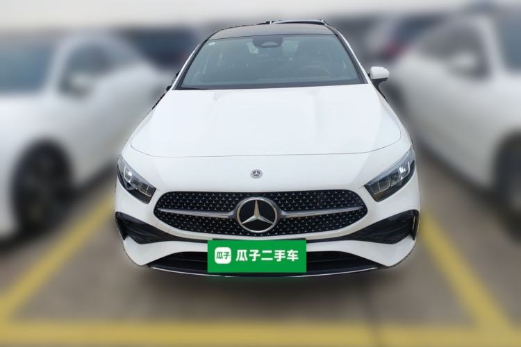 Used Mercedes-Benz A-Class 2022 Revised Version A 200 L Sport Sedan Fashionable Style
