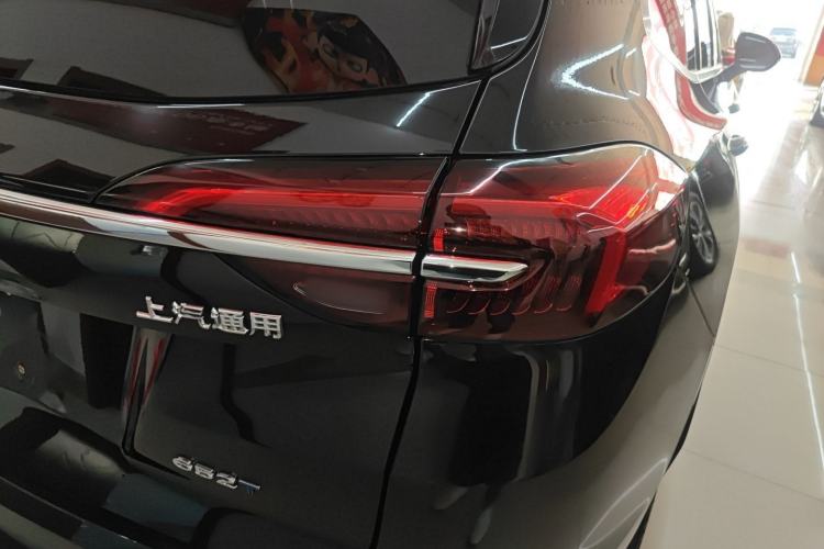 Used Buick Envision 2021 Encore Plus 652T Five-Seat Luxury Model
