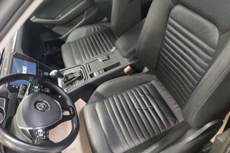 Used Volkswagen Magotan 2019 330TSI DSG Leading Model China VI Standard