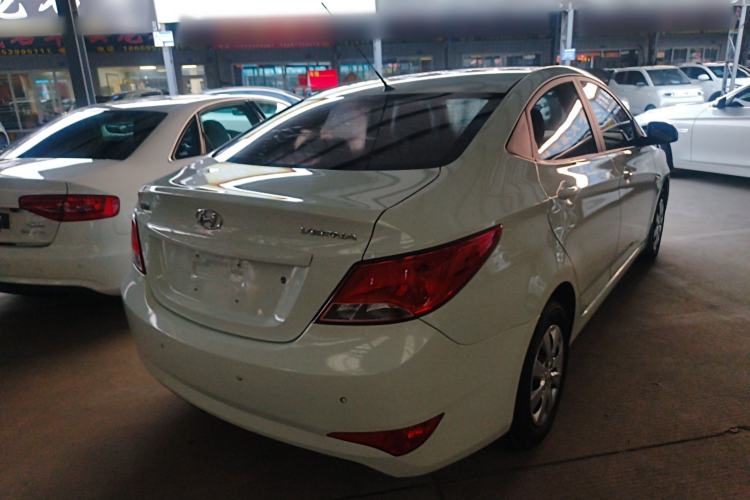 Used Hyundai Verna 2014 1.4L Manual Smart GLS Trim
