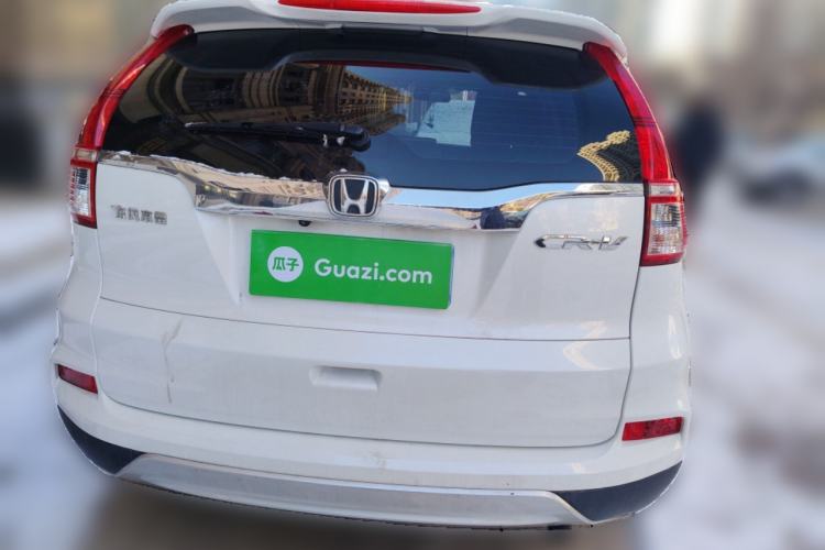 Used Honda CR-V 2015 2.0L two-wheel drive urban version
