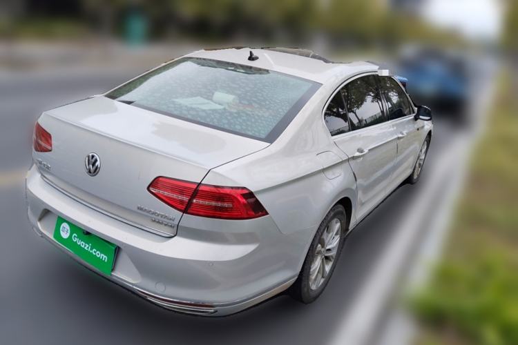 Used Volkswagen Magotan 2018 Facelift 330TSI DSG Luxury Model
