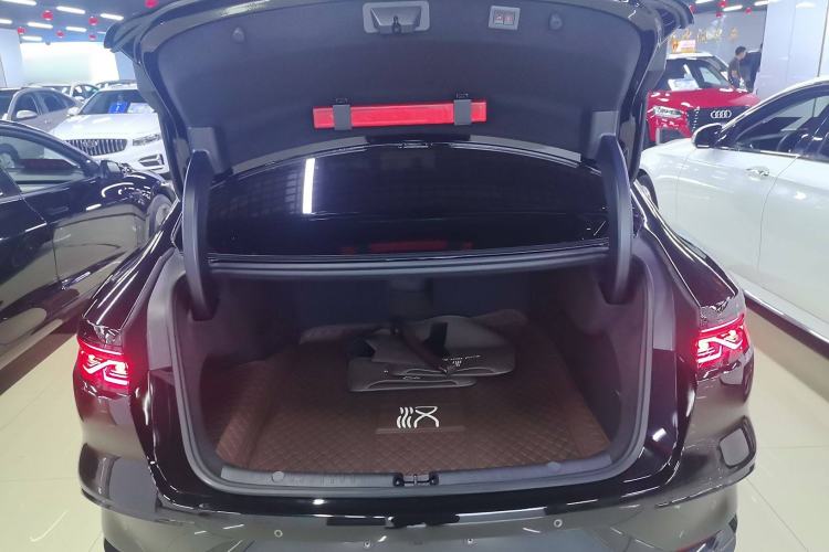 Used BYD Han 2023 DM-i Champion Edition 121KM Prestige Model
