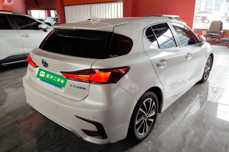 Used Lexus CT 2017 CT200h Elite Edition Solid Color China V Standard

