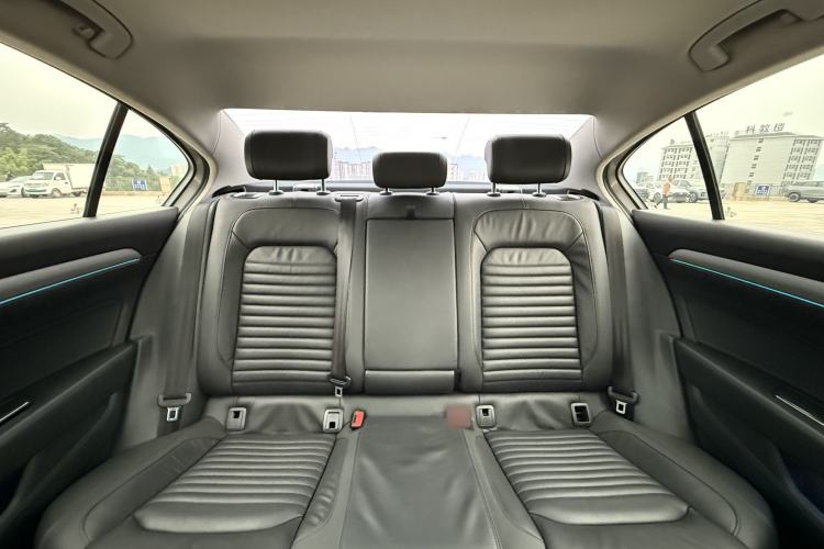 Used Volkswagen Magotan 2019 330TSI DSG Leading Model China VI Standard