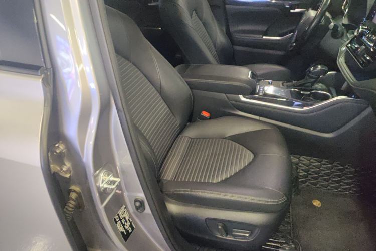 Used Toyota Crown Kluger 2021 2.5L HEV Four-Wheel Drive Luxury Edition
