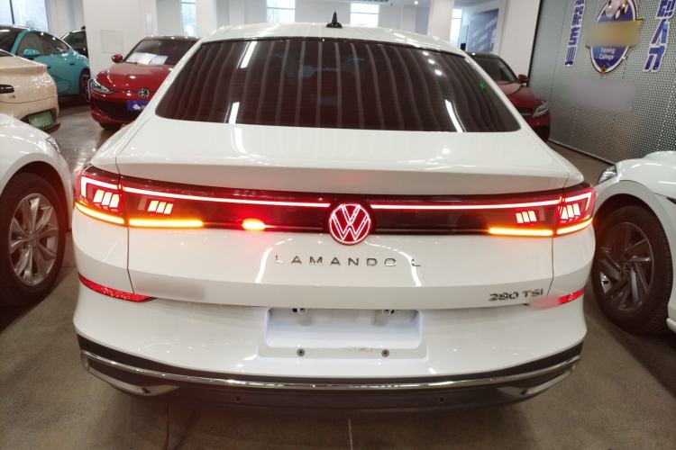 Used Volkswagen Lamando 2024 Lavida L 280TSI DSG Cool & Spicy Edition
