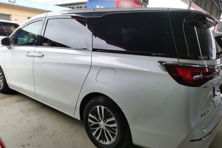 Used Buick GL8 2021 ES Land Cruiser 653T Luxury Edition
