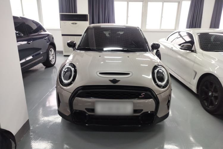 Used  MINI 2023 Facelift 2.0T COOPER S Artist Five-Door Edition

