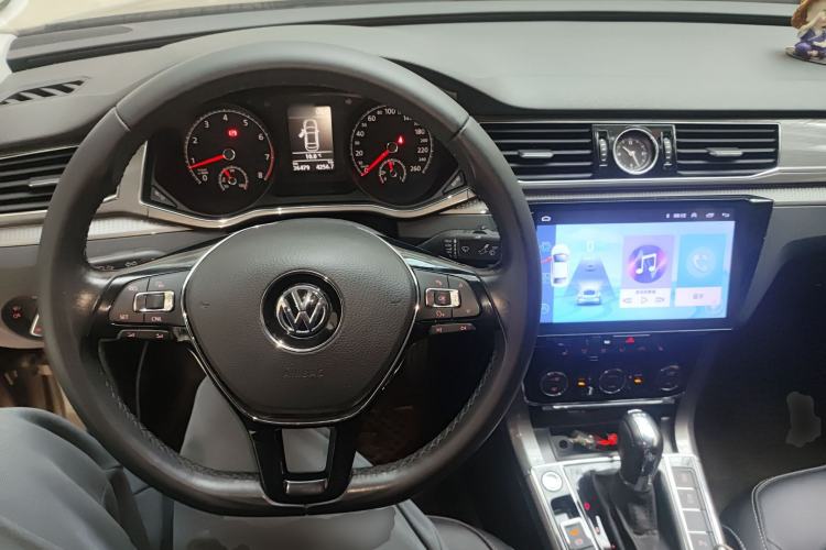 Used Volkswagen Passat 2017 280TSI DSG Luxury Edition