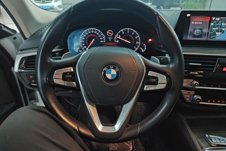 Used BMW 5 Series 2019 530Li Leading Model Luxury Package
