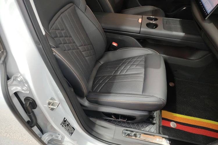 Used Baojun Enjoy 2025 All-Electric 600km Luxury Edition
