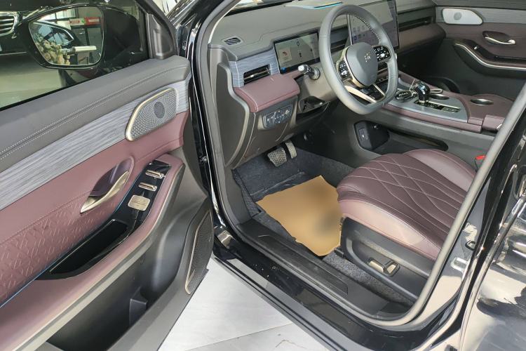 Used Jetour X90 PRO 2024 1.6T DCT Ultimate 7-Seater
