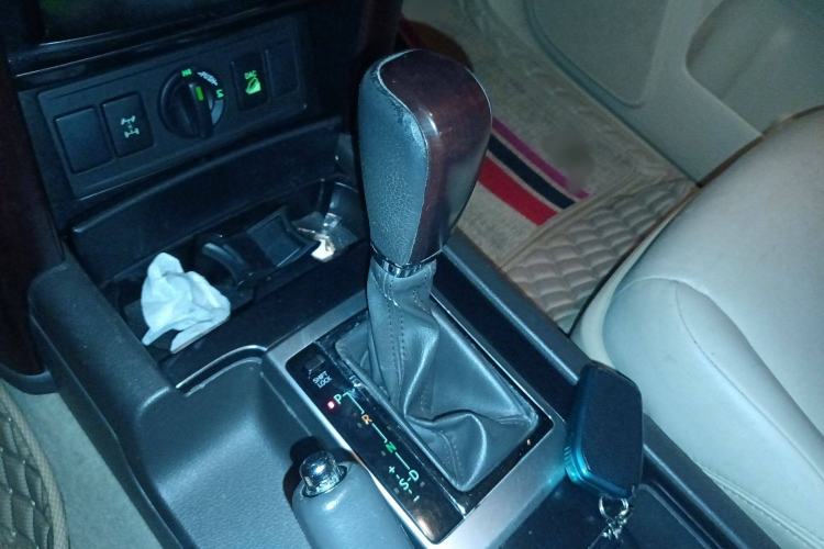 Used Toyota Prado 2014 4.0L Automatic TX-L NAVI
