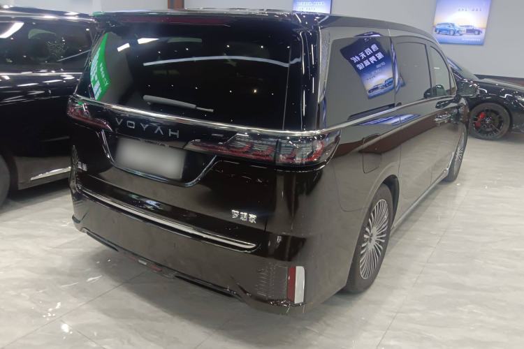 Used VOYAH Dream 2025 PHEV Four-Wheel-Drive Flagship Kunpeng Edition
