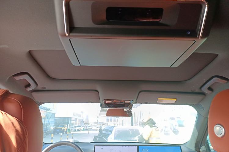 Used Li Auto L8 2023 Pro Model
