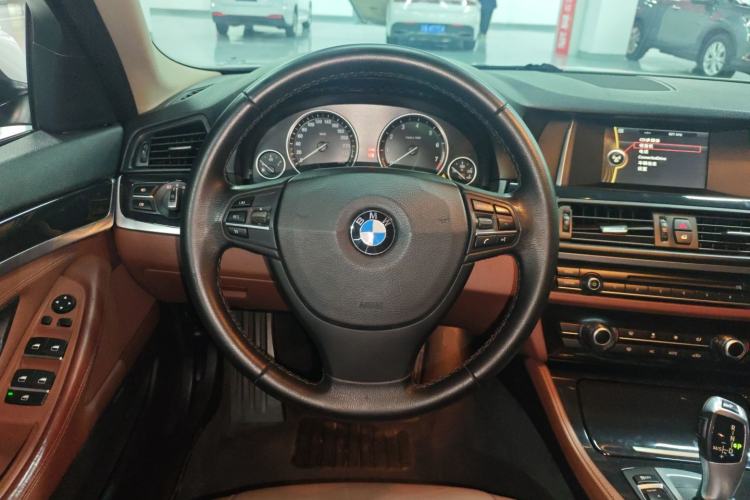 Used BMW 5 Series 2014 520Li Elegant Model