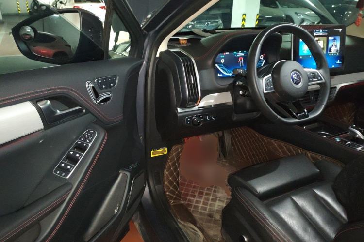 Used BYD Tang New Energy 2018 DM 2.0T All-Wheel Drive Smart Connect Elite 7-Seater China V Emission Standard