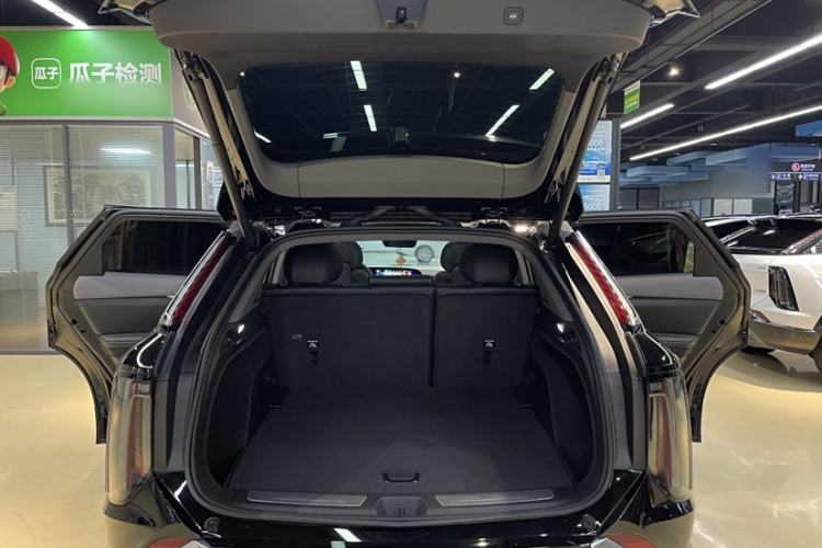 Used Cadillac OPTIQ 2024 Standard Range Version
