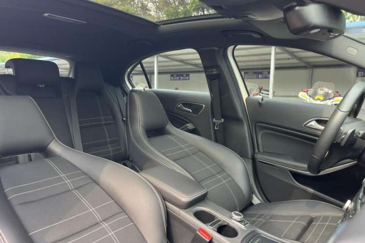 Used Mercedes-Benz A-Class 2016 A 200 Fashion Model
