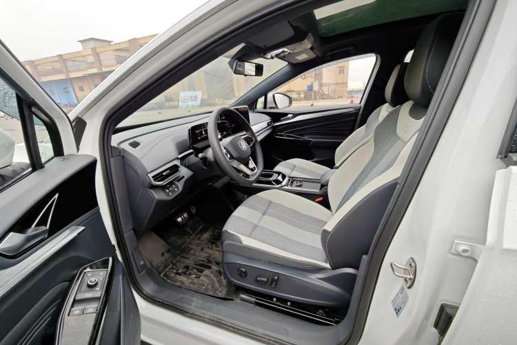 Used Volkswagen ID.4 CROZZ 2022 Standard Range PURE Edition
