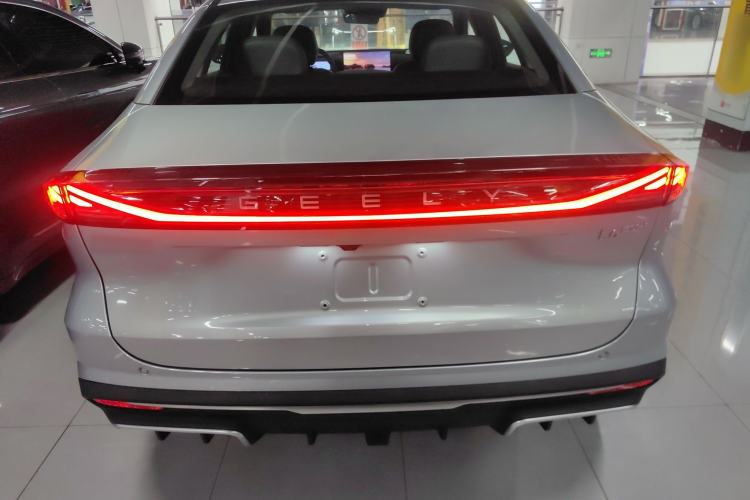 Used Geely Galaxy L6 2025 EM-i 140km Starship Edition