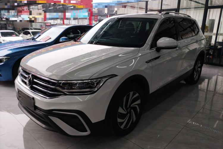 Used Volkswagen Tiguan L 2023 330TSI Automatic Two-Wheel Drive Smart Edition
