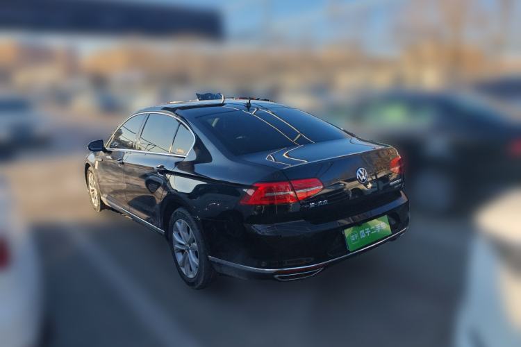 Used Volkswagen Magotan 2018 330TSI DSG Luxury Model
