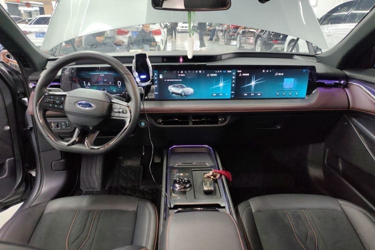 Used Ford Mondeo 2023 EcoBoost 245 Ultimate Model
