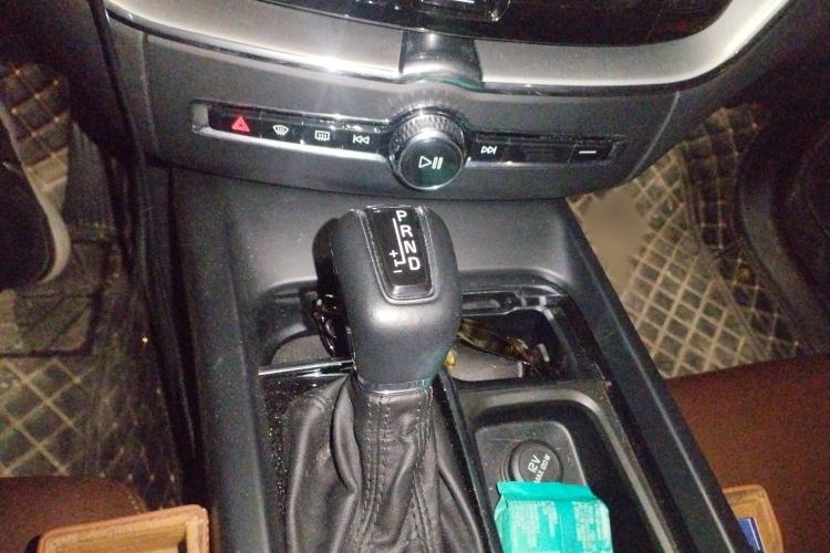 Used Volvo XC60 2019 T5 4x4 Smart Edition China V Standard