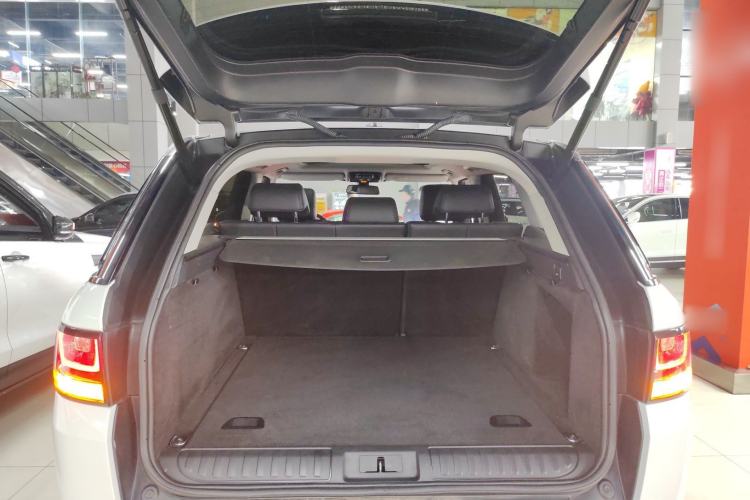 Used Land Rover Range Rover Sport 2016 3.0 SC V6 SE
