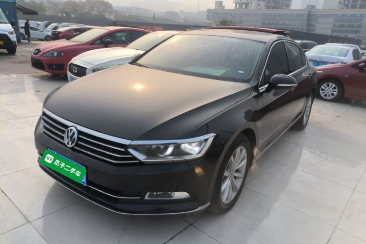 Used Volkswagen Magotan 2019 330TSI DSG Leading Model China VI Standard
