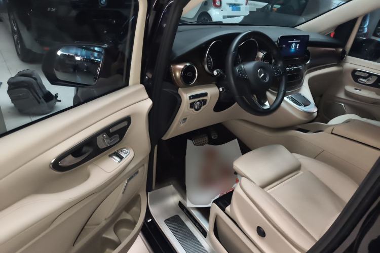 Used Mercedes-Benz V-Class 2022 V 260 Prestige Edition
