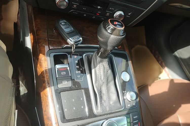 Used Audi A6L 2014 30 FSI Comfort Model
